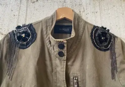 Chaqueta verde estilo militar - miniatura 2
