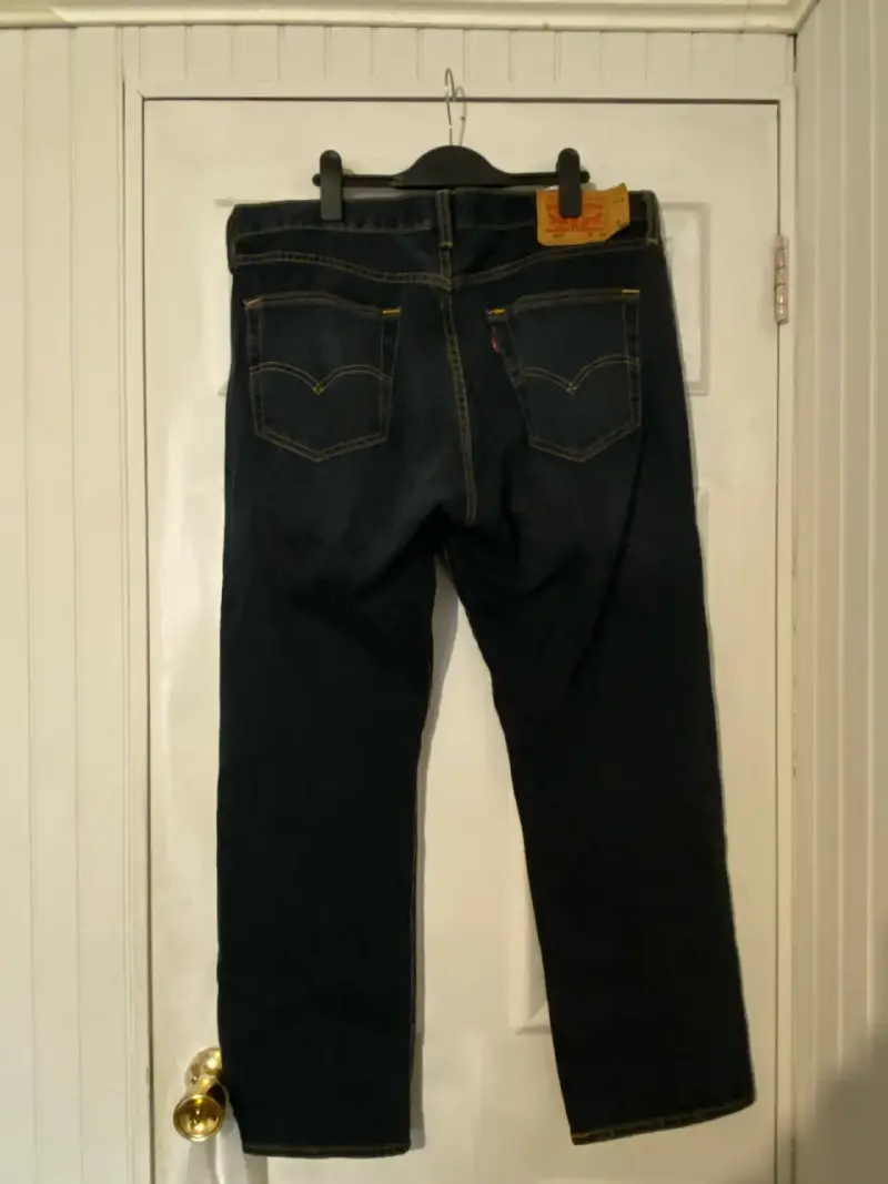 Jeans hombre oscuros casuales levis NO originales - 2