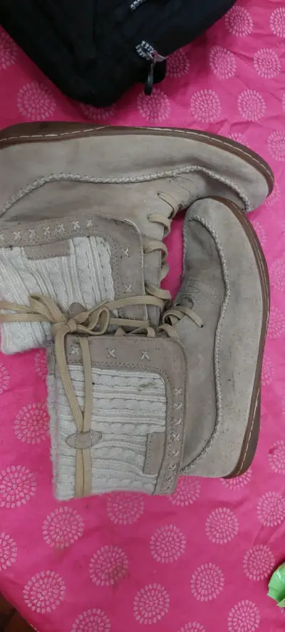 Botas beige de gamuza - miniatura 1