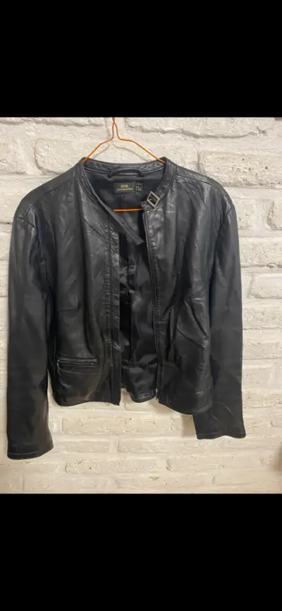 Chaqueta negra de cuero MNG - miniatura 1
