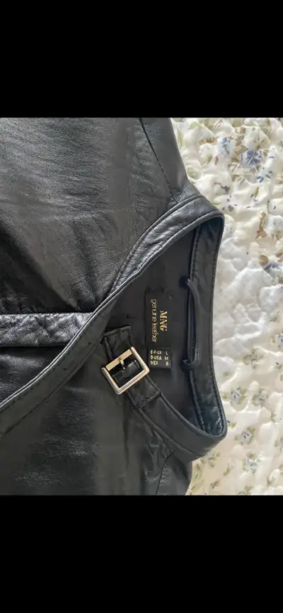 Chaqueta negra de cuero MNG - miniatura 6