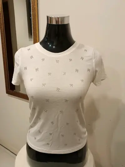 Polera blanca Talla S/M - miniatura 1
