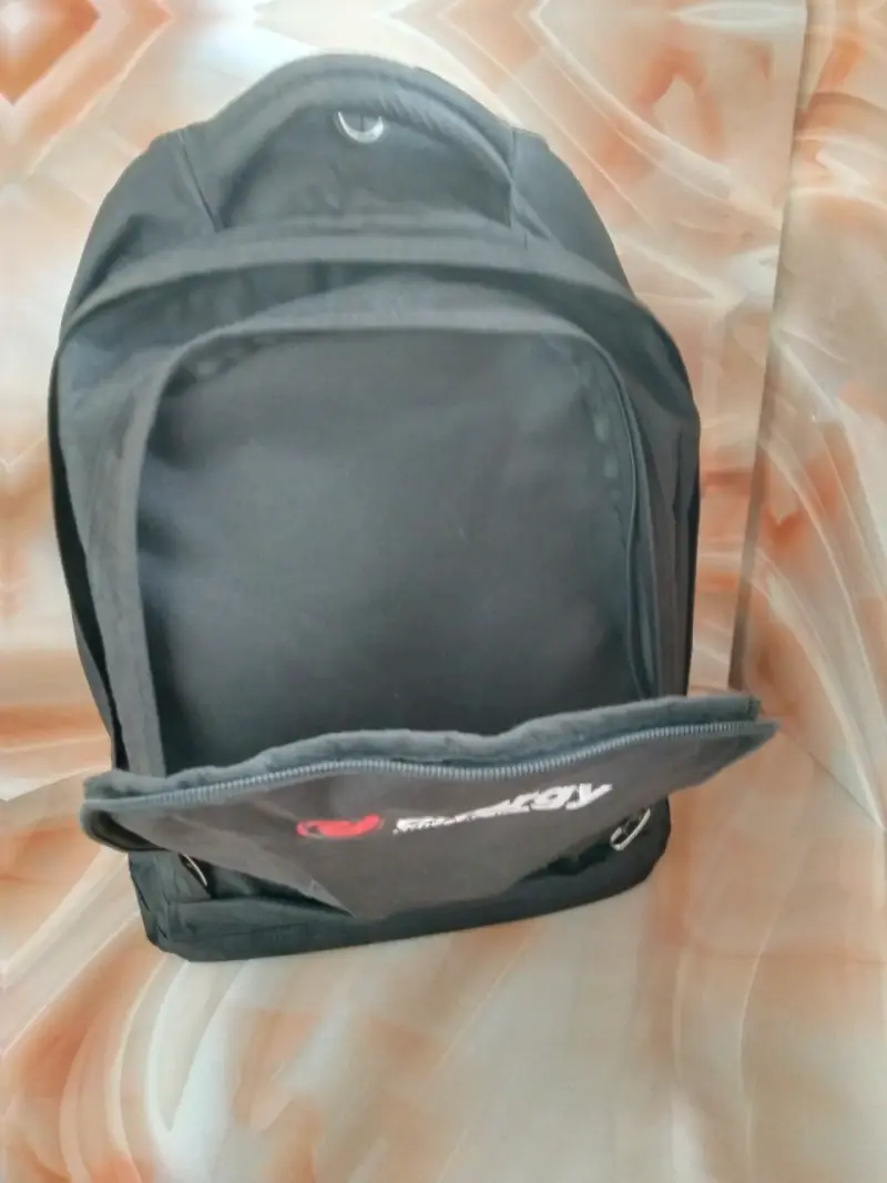 Mochila Energy  Fitness clubs (negra) - 4