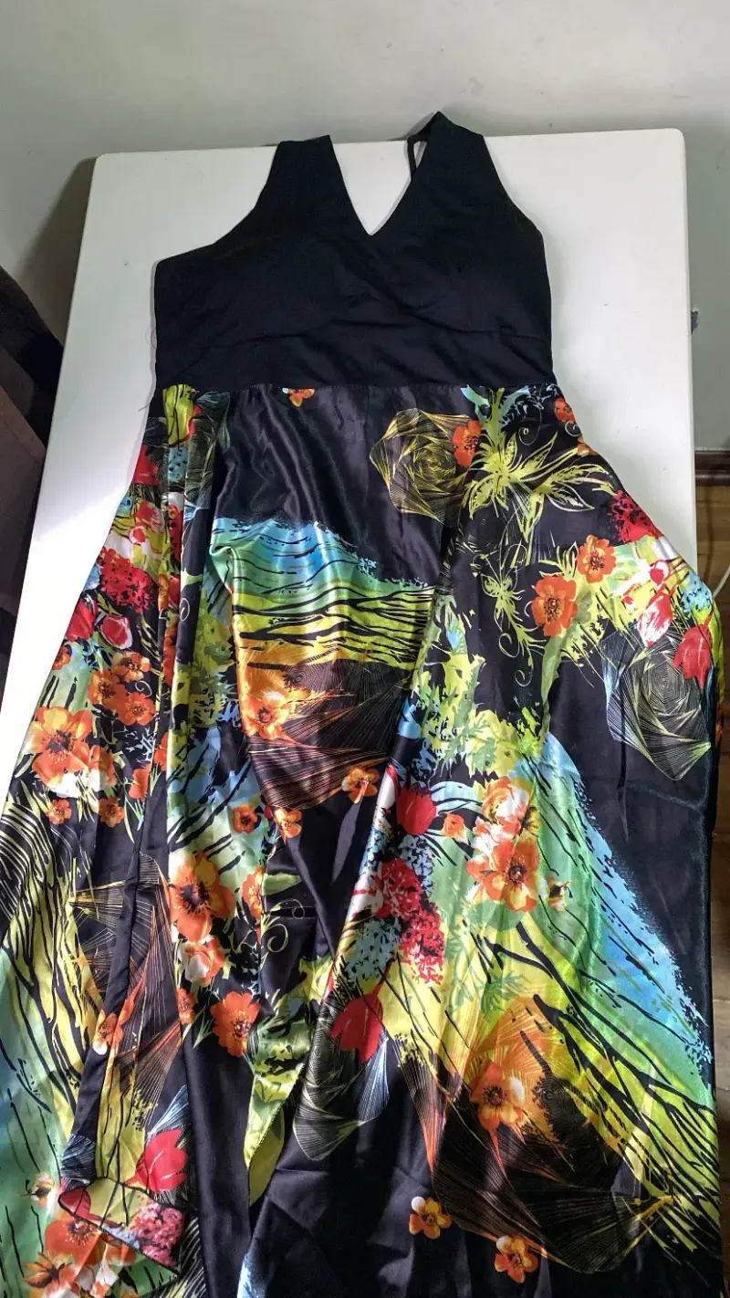 Vestido floral negro y colorido. Talla M - 2