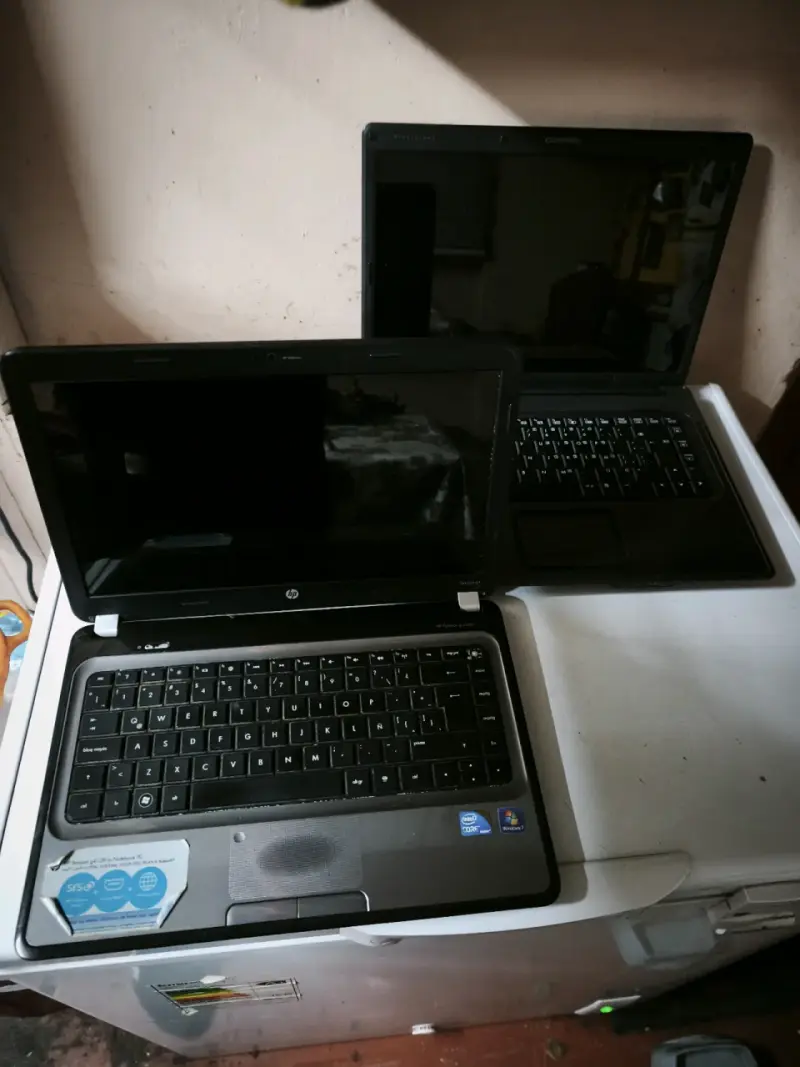 Notebooks HP y Compaq  para desarme - 1