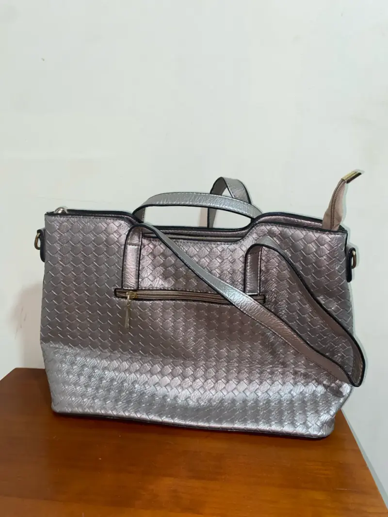 Cartera Miu Miu Gris - 2