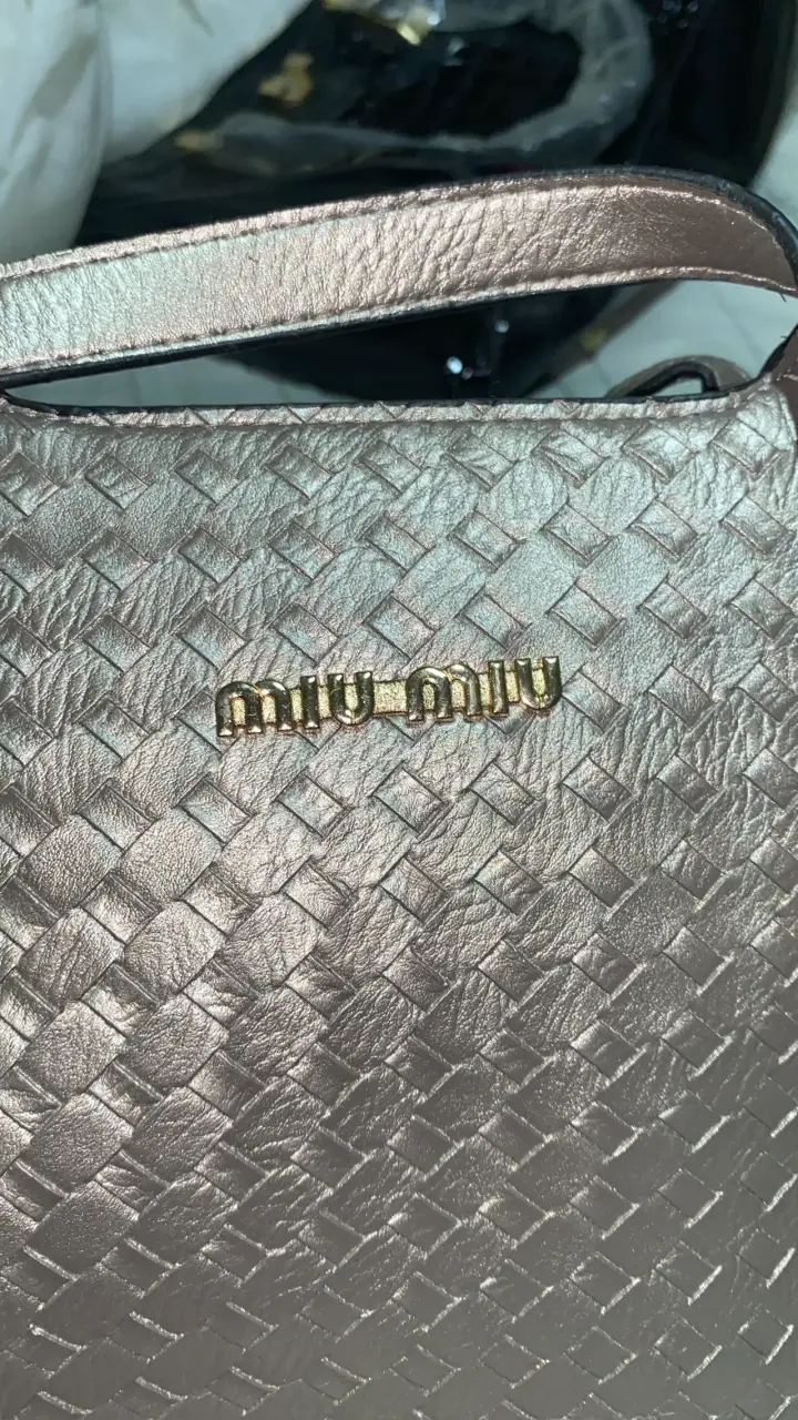 Cartera Miu Miu Gris - 4