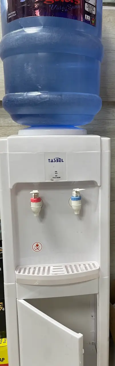 Dispensador de agua con doble llave - 3