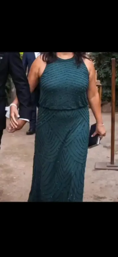 Vestido verde elegante - miniatura 1
