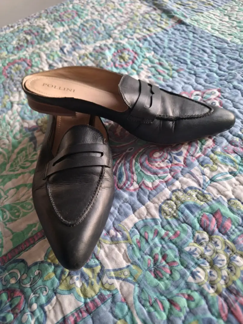 Zapatos de cuero negro Pollini - 2