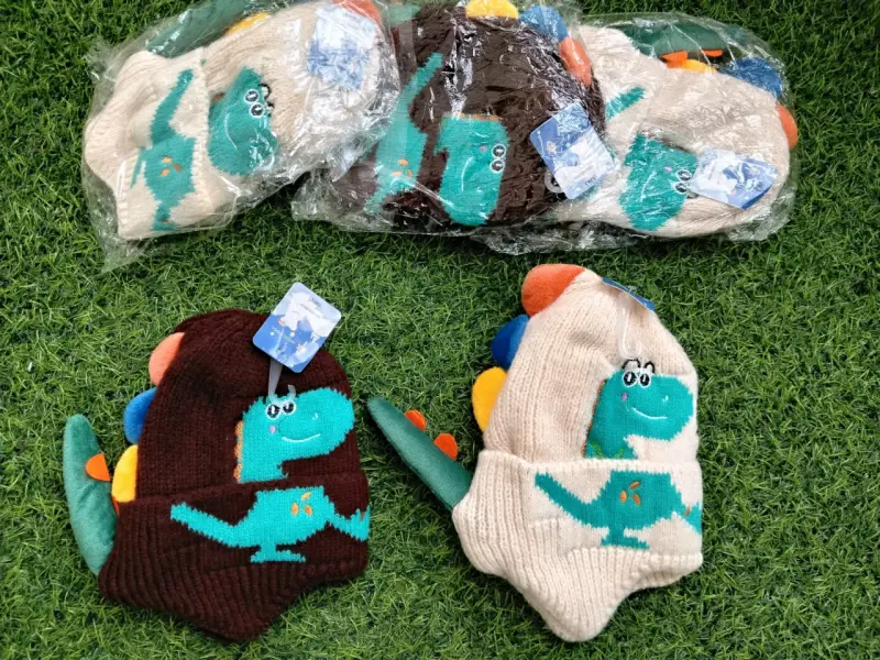 Gorros de dinosaurio niños