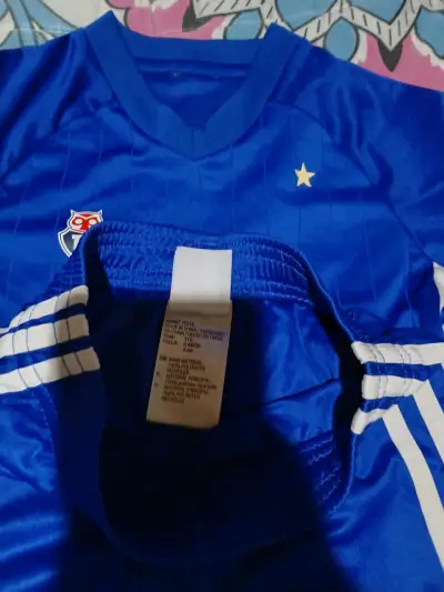Conjunto deportivo azul U de Chile - miniatura 2