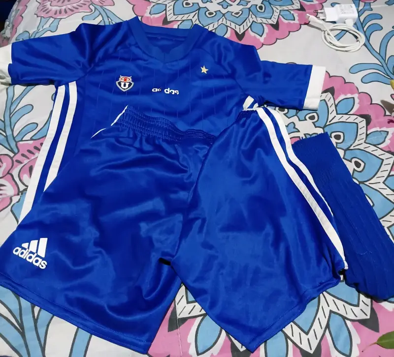 Conjunto deportivo azul U de Chile - 4