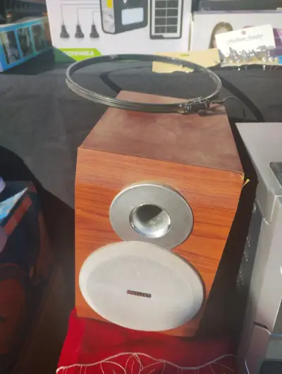 Equipo de audio Philips con parlantes - miniatura 4