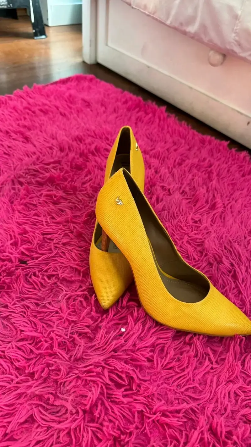 Tacones amarillos Verofatto - 2