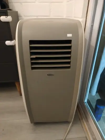 Aire acondicionado portátil beige - miniatura 1