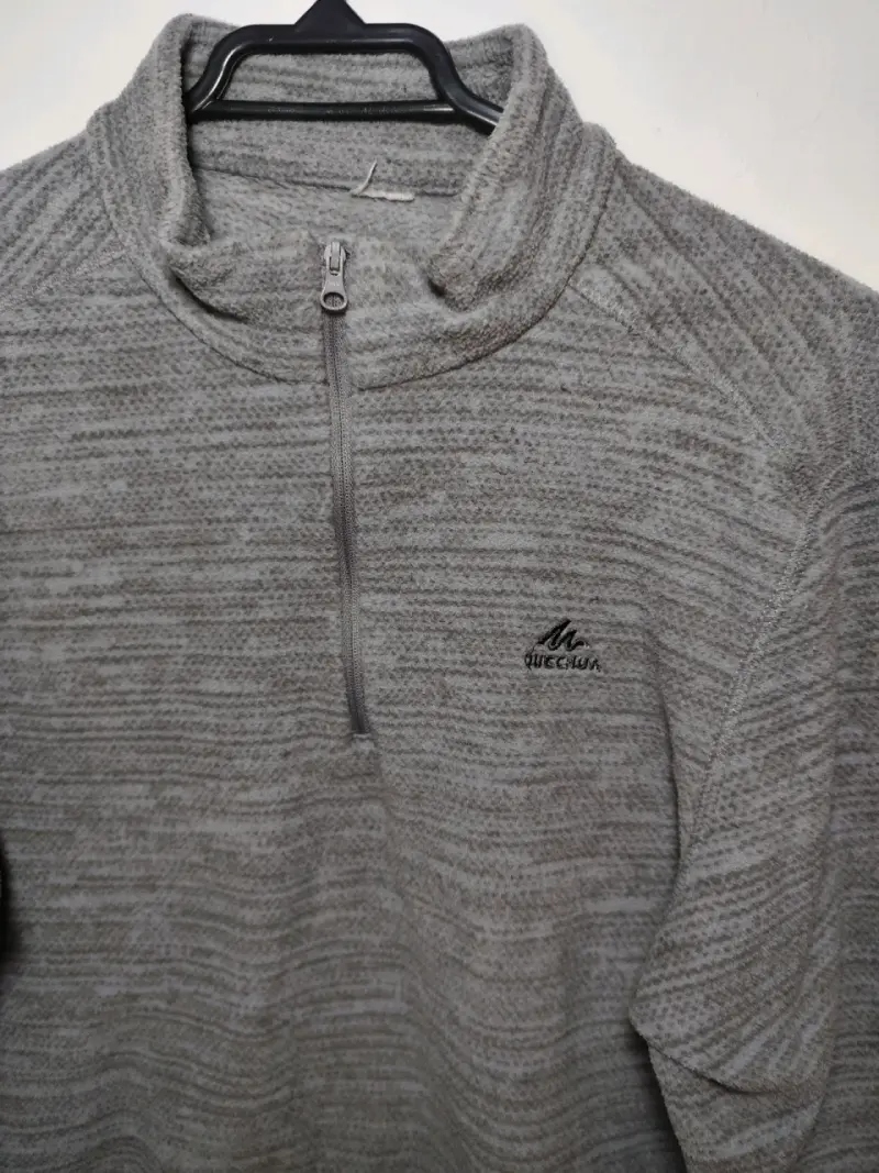 Polerón gris Decathlon Quechua talla S - 3