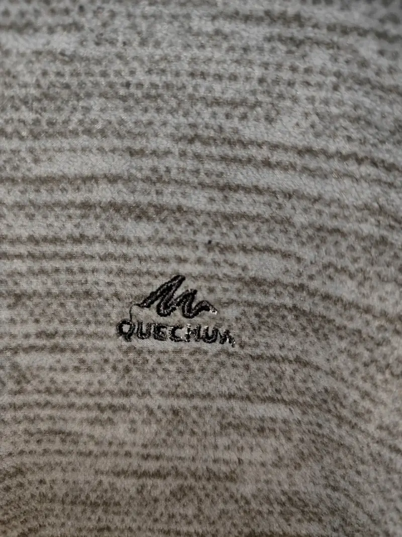 Polerón gris Decathlon Quechua talla S - 4