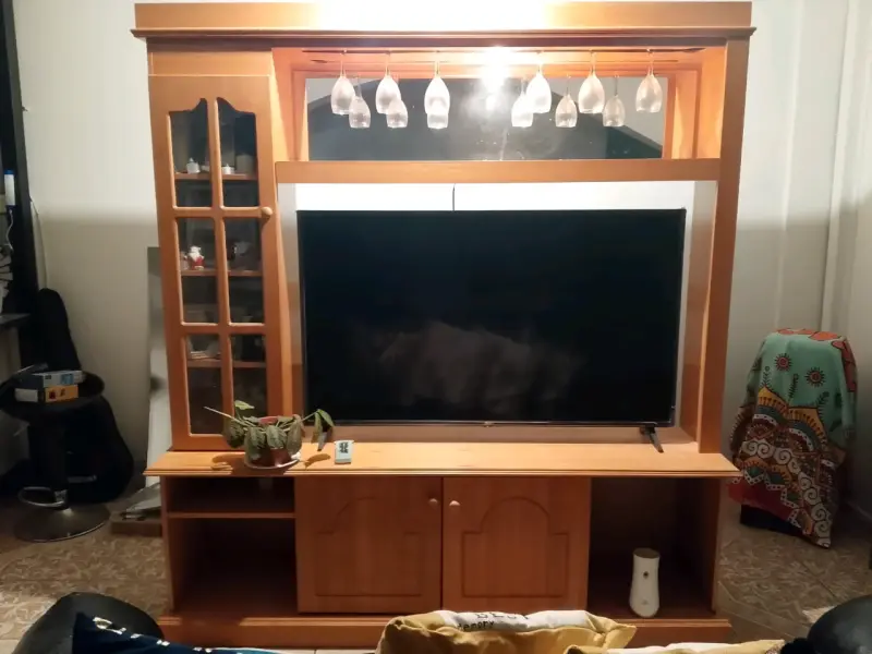 Mueble de sala con vitrina - 3