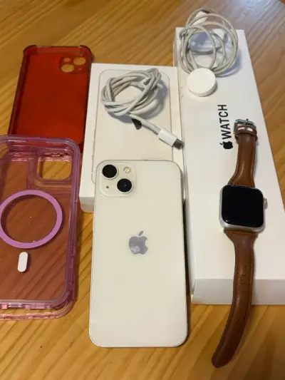 iPhone 13 y Apple Watch SE con accesorios - miniatura 4