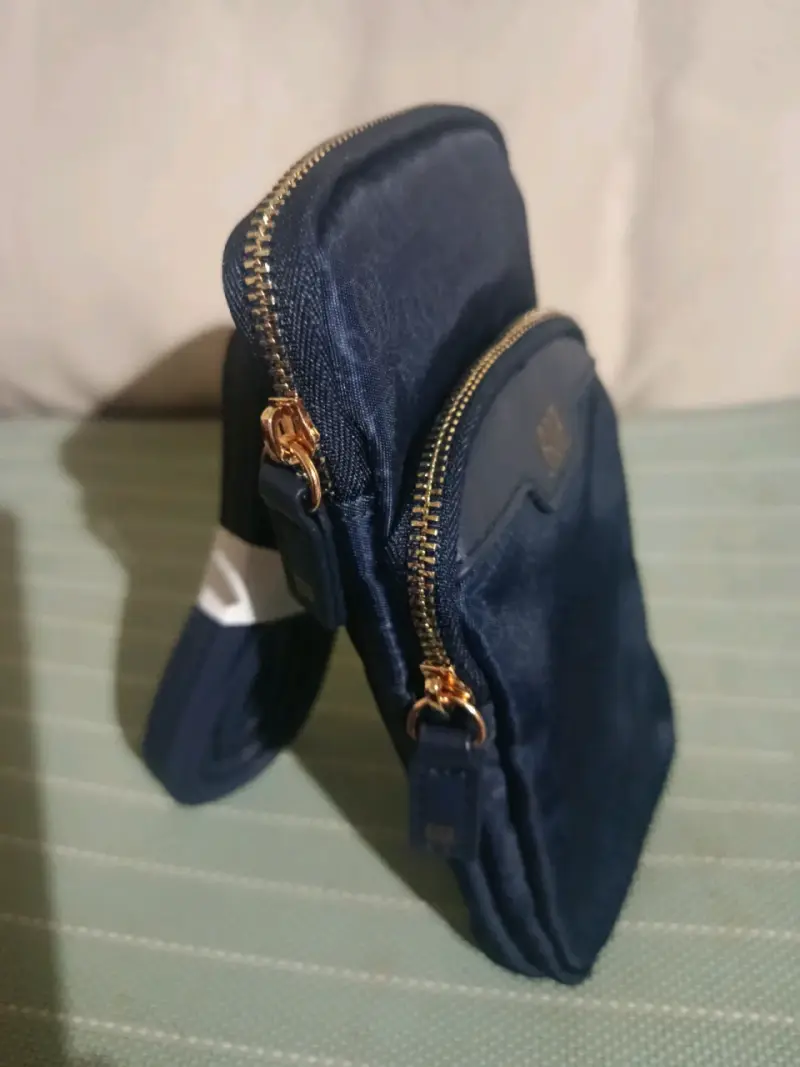 Mochila pequeña beige y blanca - 6