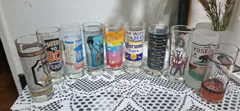 Set de vasos coleccionables - 2