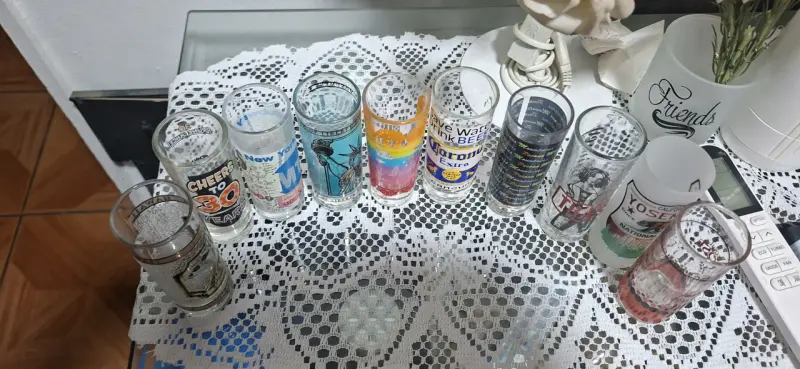 Set de vasos coleccionables - 3