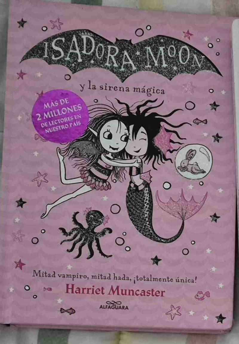 Libro Isadora Moon y la sirena mágica