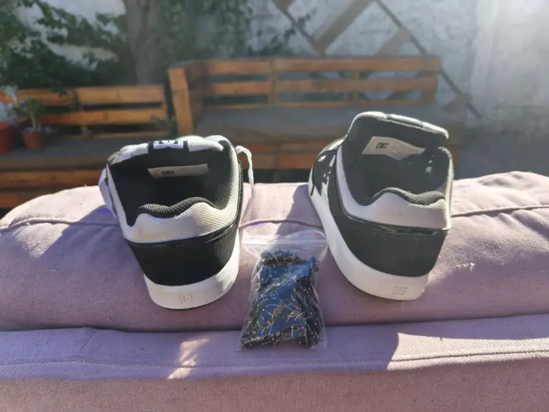 Zapatillas DC cure blancas y negras - 2