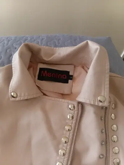 Chaqueta beige con tachas - miniatura 4