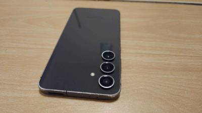 Smartphone Samsung s24FE 128gb negro - miniatura 4