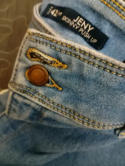 Jeans azules para mujer - miniatura 5