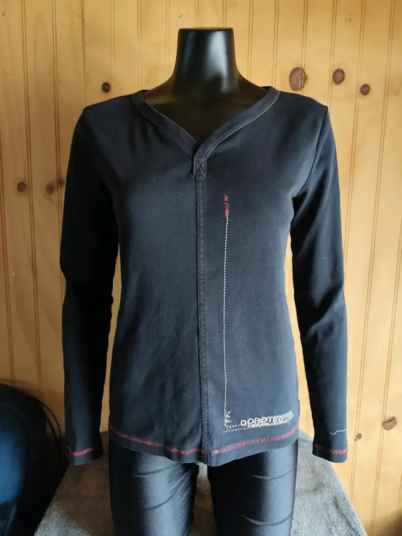 Polera negra vintage - 2