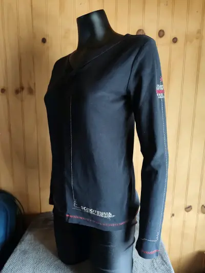 Polera negra vintage - miniatura 3