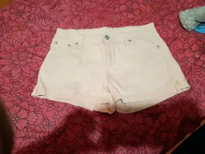 Shorts de mezclilla bordados - miniatura 1
