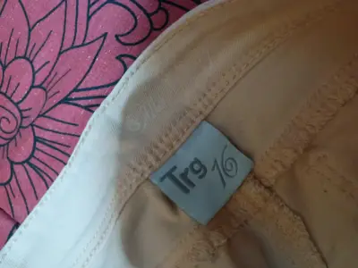 Shorts de mezclilla bordados - miniatura 3