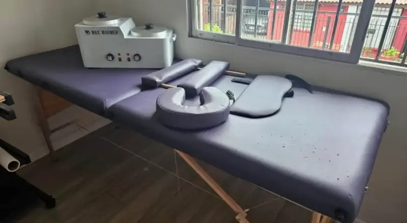 Mesa de masaje portátil morada - 4