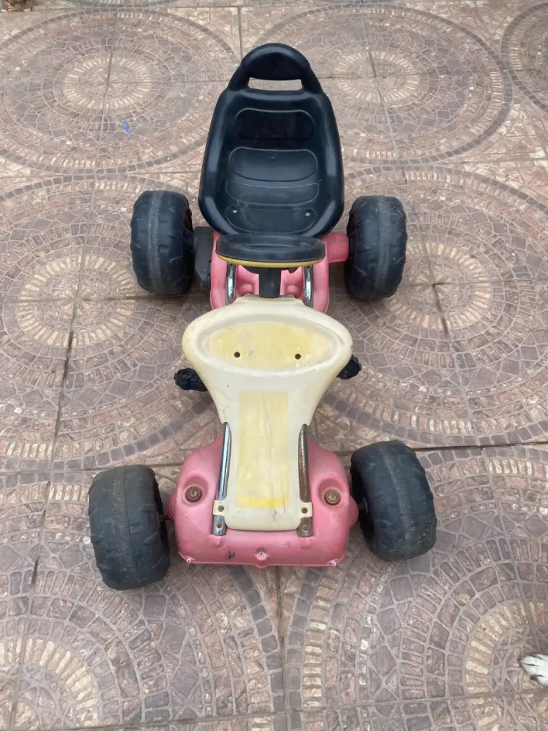 Kart a pedales infantil - 1
