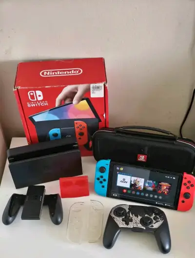 Consola Nintendo Switch con accesorios - miniatura 1
