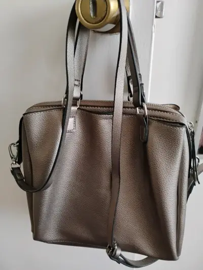 Cartera de cuero plateado - miniatura 1