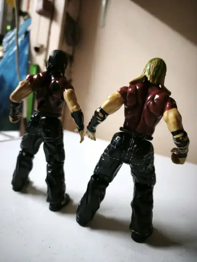 Figuras coleccionables WWF Hermanos Hardy año 1999 - miniatura 2