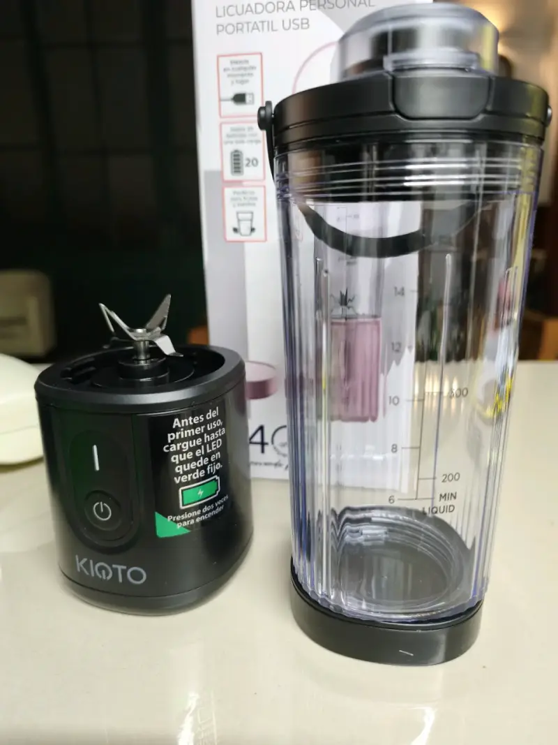 Licuadora personal portátil USB - 2