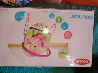 Silla mecedora infantil rosa - miniatura 2