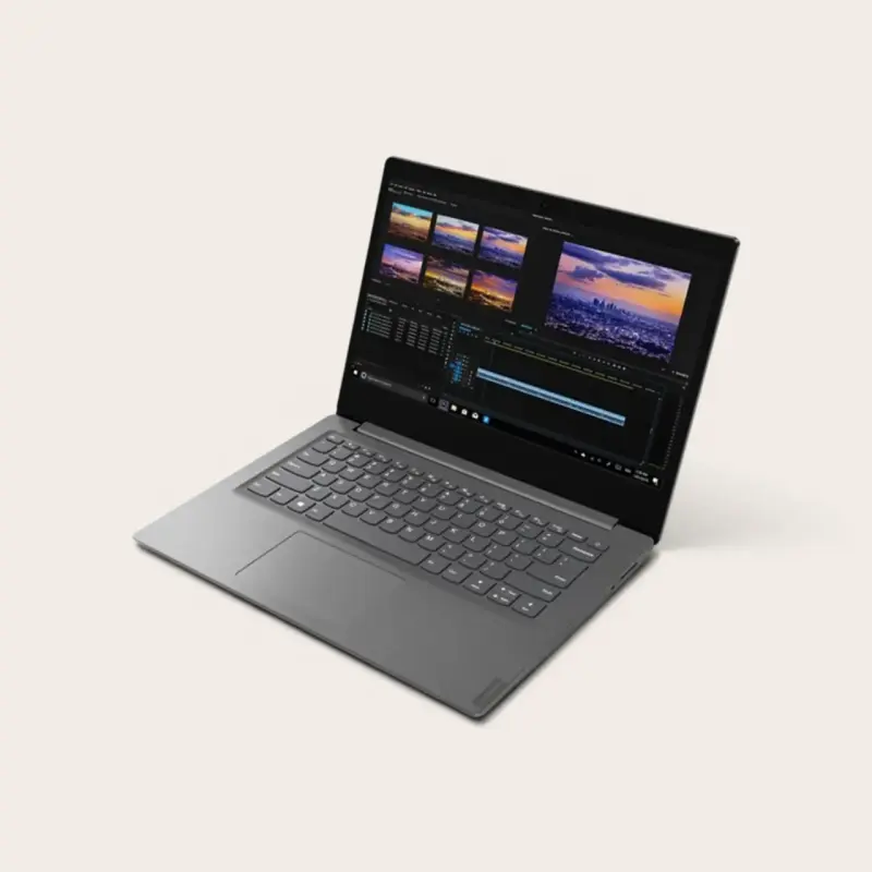 Laptop gris con pantalla abierta - 1