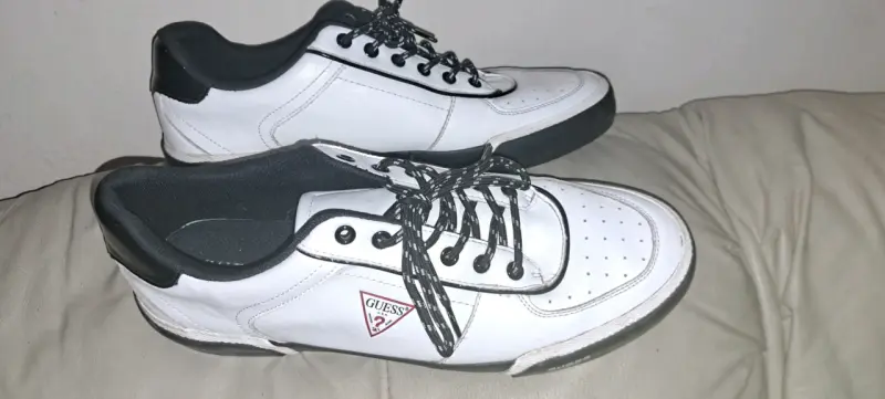 Zapatillas blancas Guess originales - 3