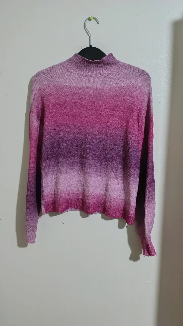 Suéter degradado morado-rosado gap S/M - 1