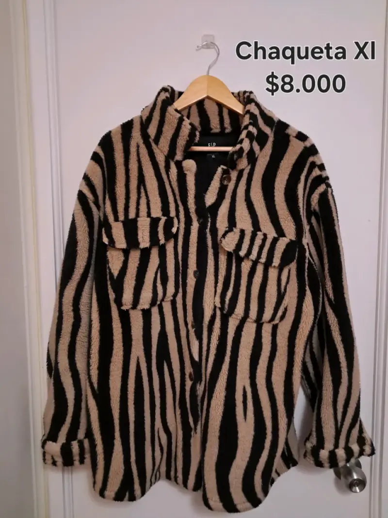 Chaqueta estampado animal XL