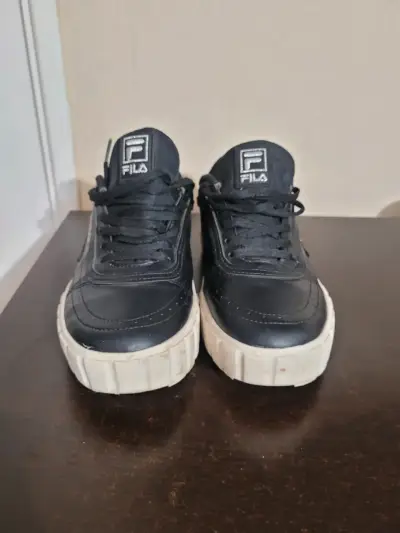 Zapatillas negras FILA - miniatura 2
