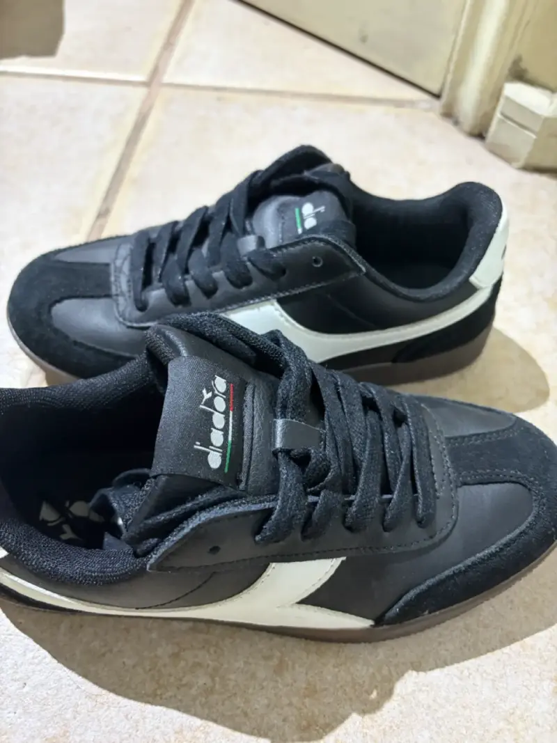 Zapatillas deportivas negras unisex - 2