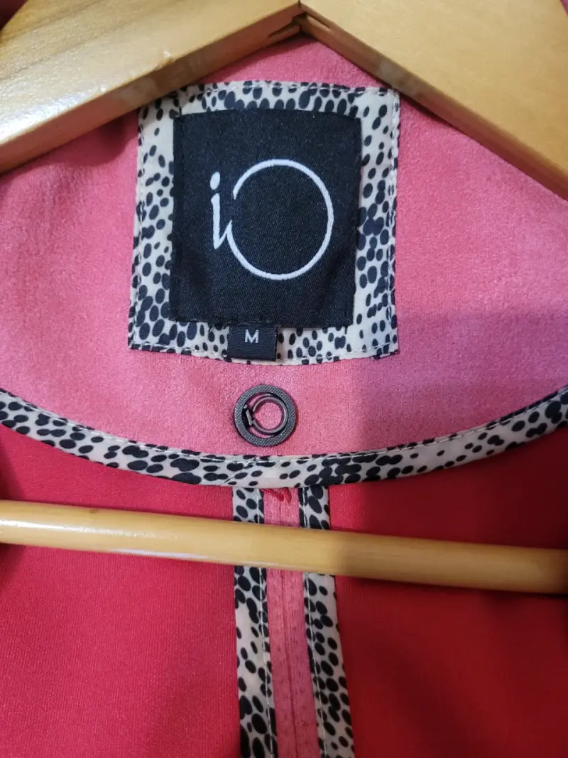 Abrigo rosa elegante - 3